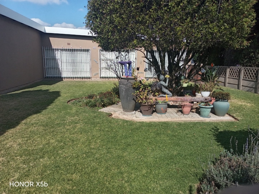 3 Bedroom Property for Sale in Parkrand Gauteng