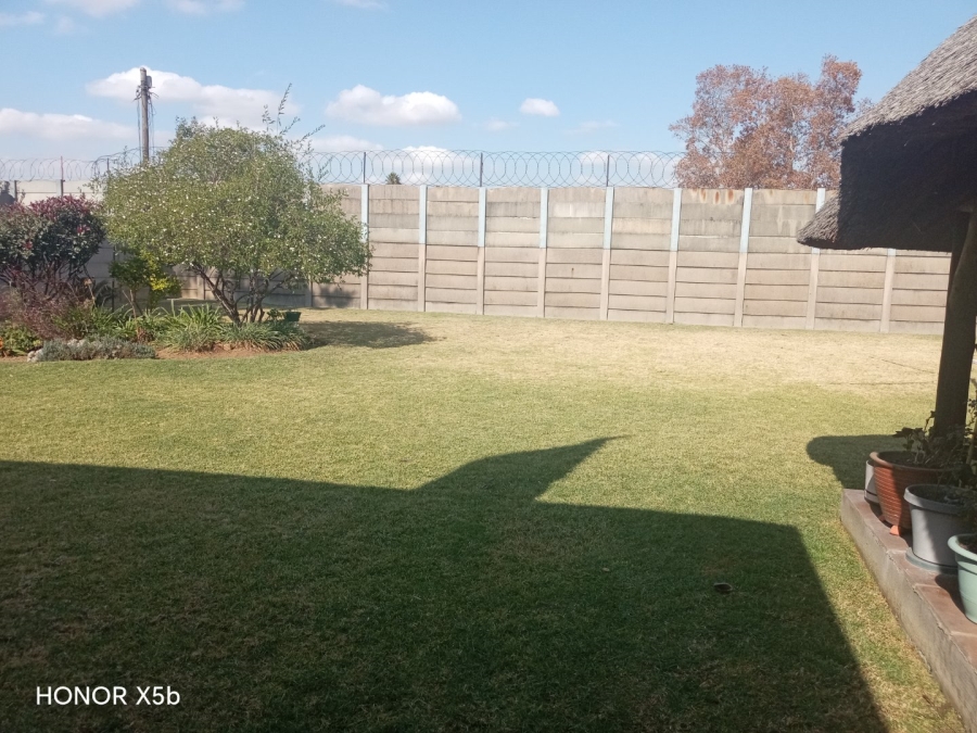 3 Bedroom Property for Sale in Parkrand Gauteng