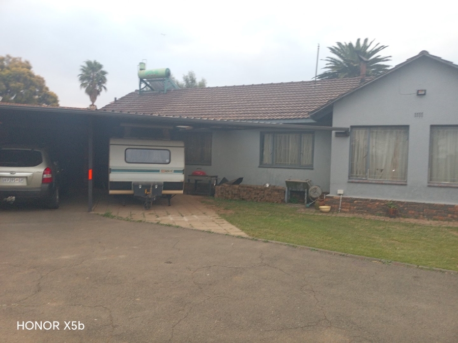 3 Bedroom Property for Sale in Van Dyk Park Gauteng
