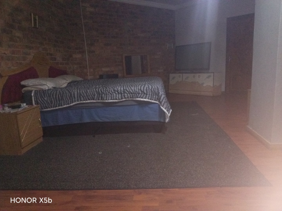 3 Bedroom Property for Sale in Van Dyk Park Gauteng