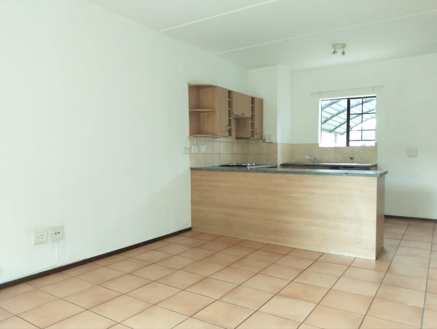 2 Bedroom Property for Sale in Halfway Gardens Gauteng