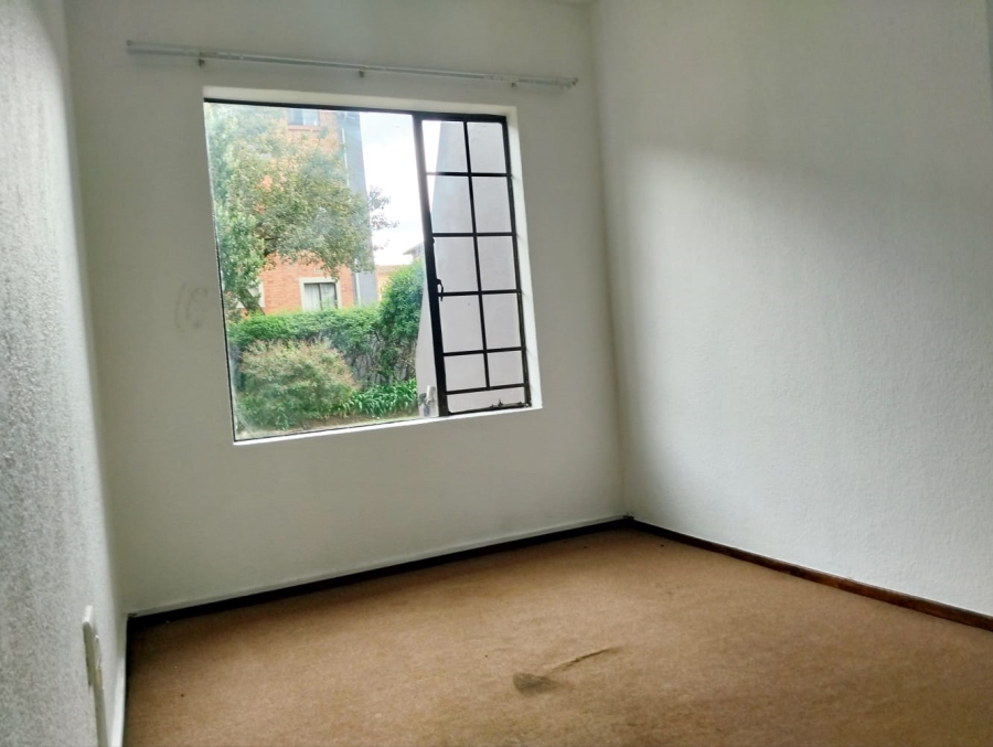 2 Bedroom Property for Sale in Halfway Gardens Gauteng