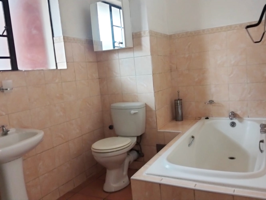 2 Bedroom Property for Sale in Halfway Gardens Gauteng