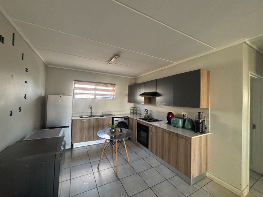 2 Bedroom Property for Sale in Zwartkoppies Gauteng