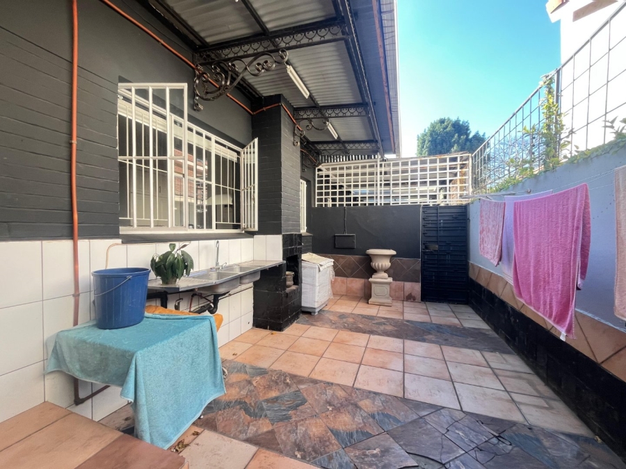 3 Bedroom Property for Sale in Laudium Ext 3 Gauteng