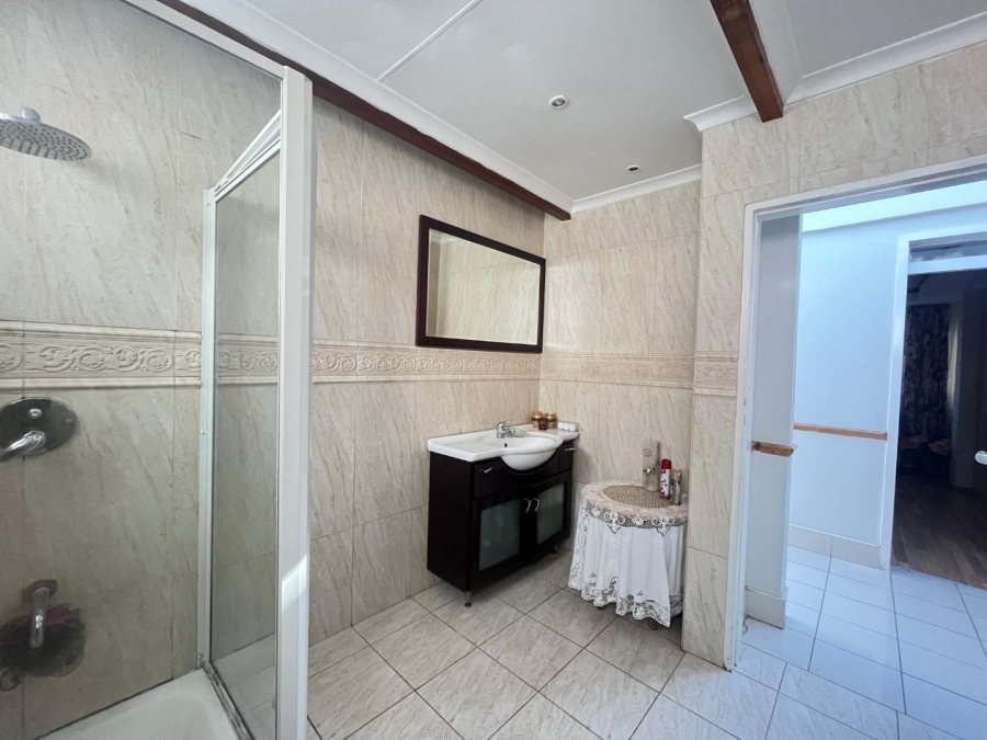 3 Bedroom Property for Sale in Laudium Ext 3 Gauteng
