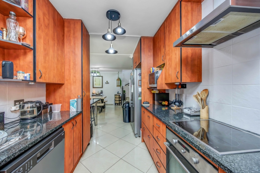 3 Bedroom Property for Sale in Vorna Valley Gauteng