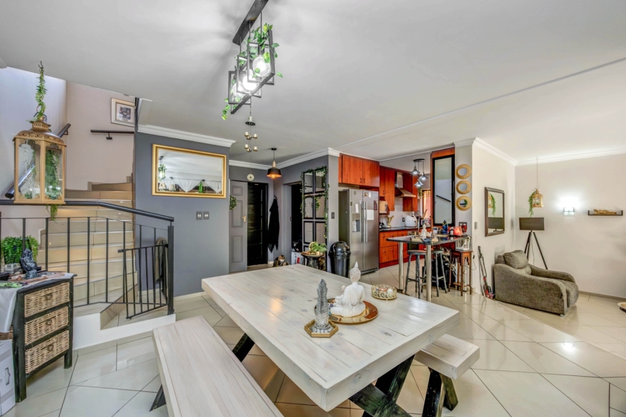 3 Bedroom Property for Sale in Vorna Valley Gauteng
