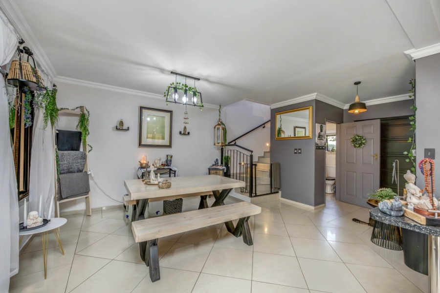 3 Bedroom Property for Sale in Vorna Valley Gauteng