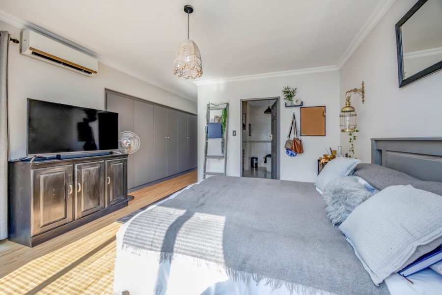 3 Bedroom Property for Sale in Vorna Valley Gauteng