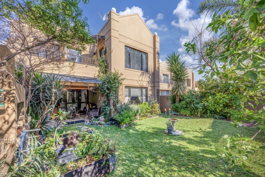 3 Bedroom Property for Sale in Vorna Valley Gauteng