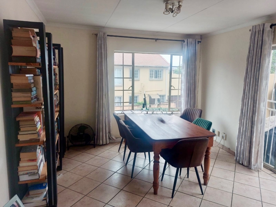 2 Bedroom Property for Sale in Willow Park Manor Gauteng