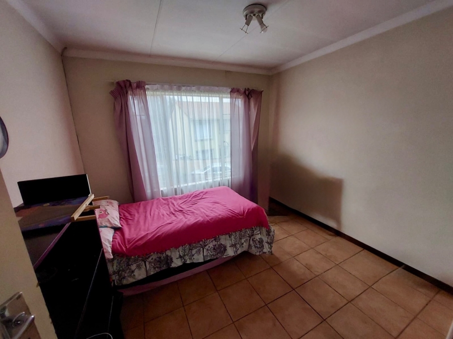 2 Bedroom Property for Sale in Willow Park Manor Gauteng