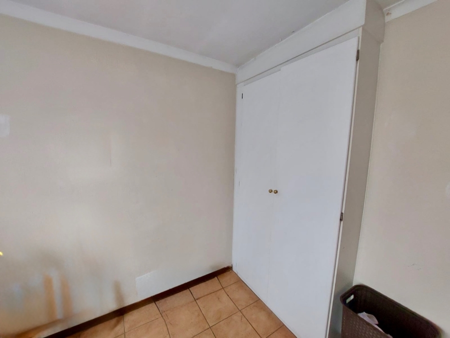 2 Bedroom Property for Sale in Willow Park Manor Gauteng
