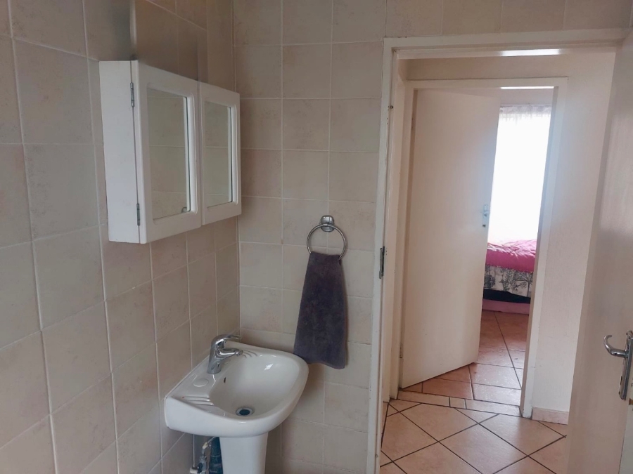 2 Bedroom Property for Sale in Willow Park Manor Gauteng