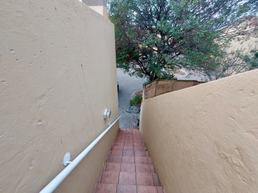 2 Bedroom Property for Sale in Willow Park Manor Gauteng