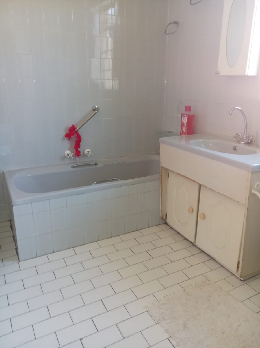 2 Bedroom Property for Sale in Turffontein Gauteng