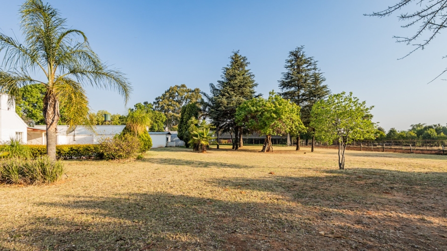 Commercial Property for Sale in Knopjeslaagte AH Gauteng