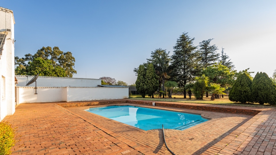 Commercial Property for Sale in Knopjeslaagte AH Gauteng