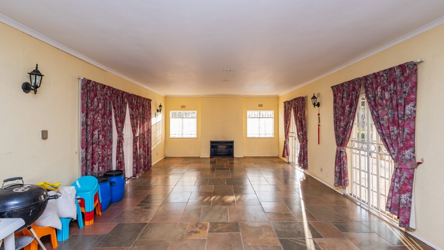 Commercial Property for Sale in Knopjeslaagte AH Gauteng
