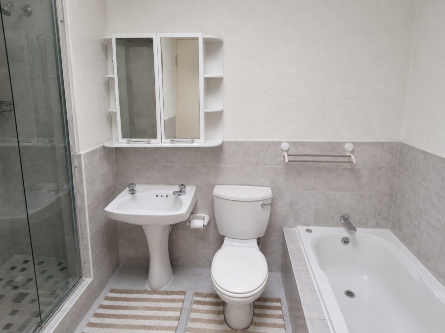 2 Bedroom Property for Sale in Marais Steyn Park Gauteng