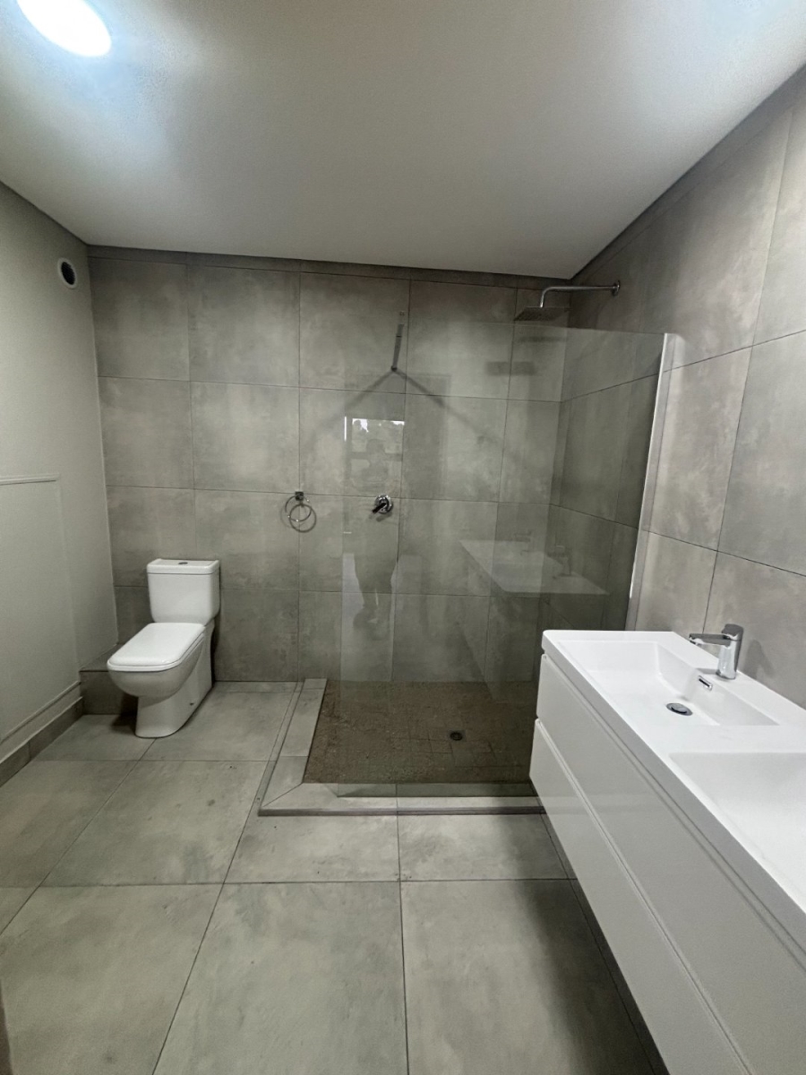 3 Bedroom Property for Sale in Die Hoewes Gauteng