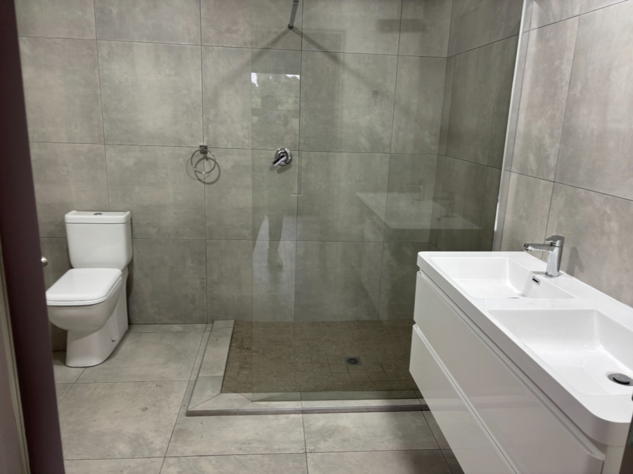3 Bedroom Property for Sale in Die Hoewes Gauteng