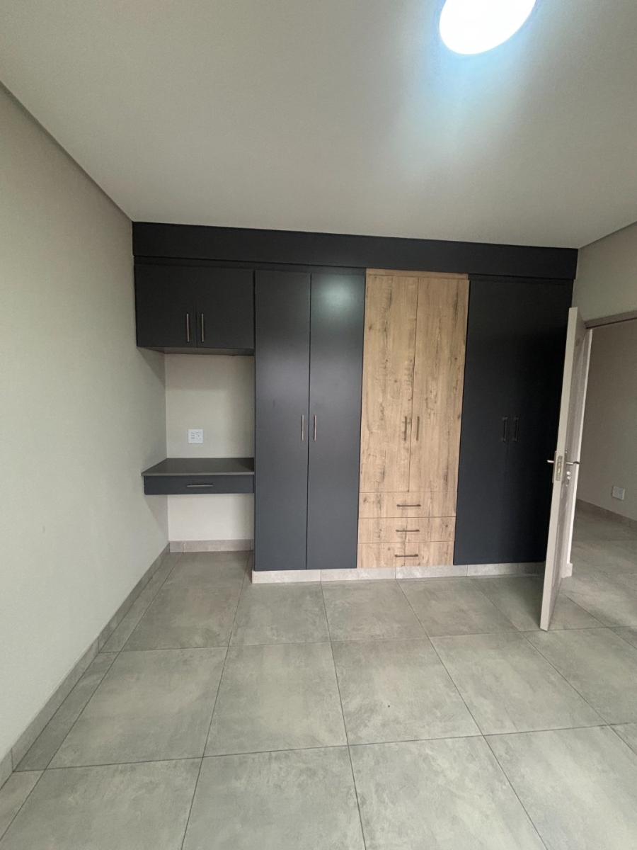 3 Bedroom Property for Sale in Die Hoewes Gauteng