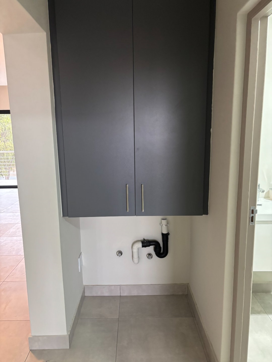 3 Bedroom Property for Sale in Die Hoewes Gauteng