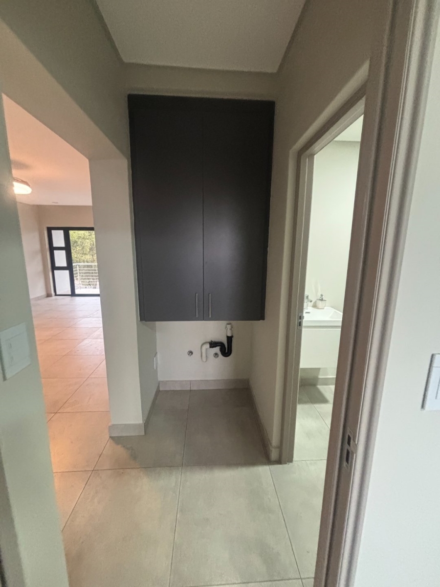 3 Bedroom Property for Sale in Die Hoewes Gauteng