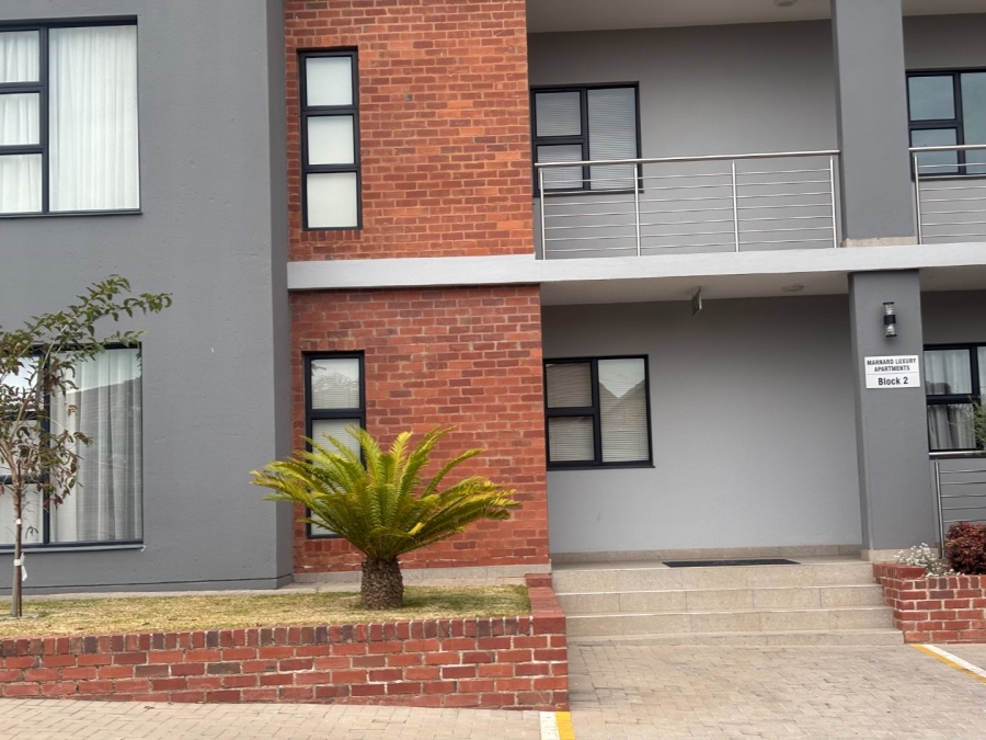 3 Bedroom Property for Sale in Die Hoewes Gauteng