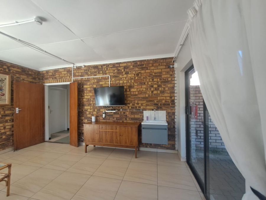 2 Bedroom Property for Sale in Amandasig Gauteng