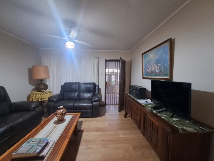 2 Bedroom Property for Sale in Amandasig Gauteng