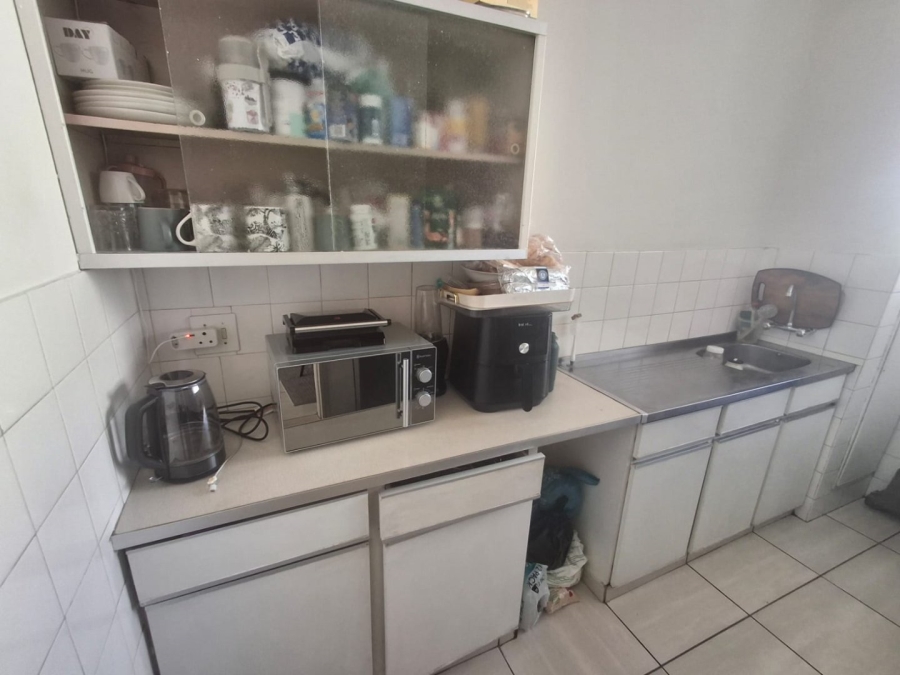 1 Bedroom Property for Sale in Bedford Gardens Gauteng