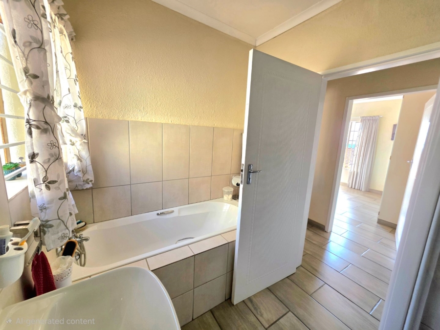 2 Bedroom Property for Sale in La Montagne Gauteng