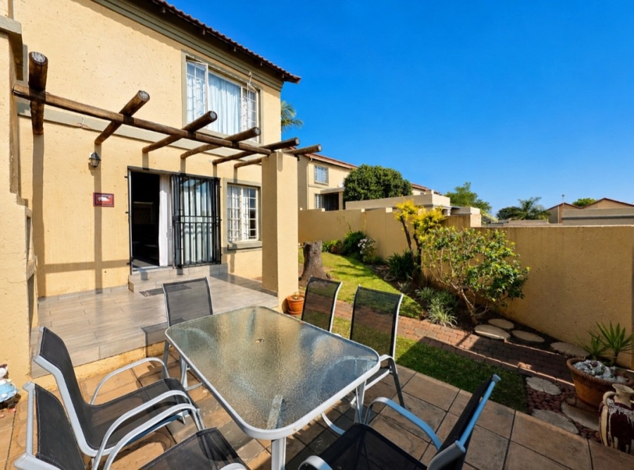 2 Bedroom Property for Sale in La Montagne Gauteng