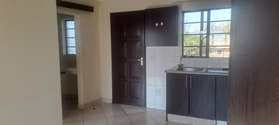 1 Bedroom Property for Sale in Kempton Park Central Gauteng