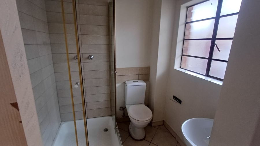 1 Bedroom Property for Sale in Kempton Park Central Gauteng