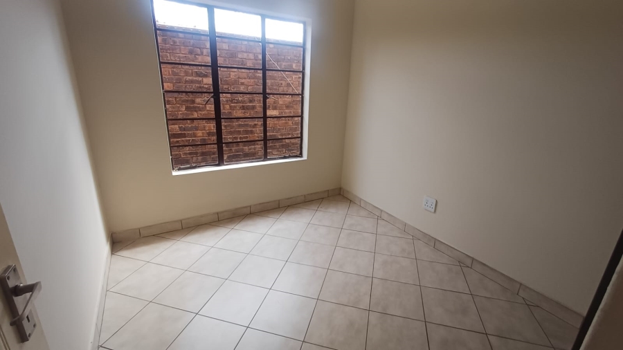 1 Bedroom Property for Sale in Kempton Park Central Gauteng