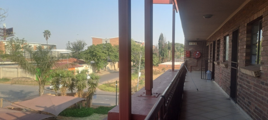1 Bedroom Property for Sale in Kempton Park Central Gauteng