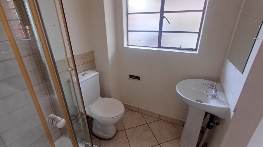 1 Bedroom Property for Sale in Kempton Park Central Gauteng