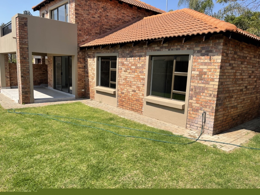 3 Bedroom Property for Sale in Willow Acres Ext 10 Gauteng