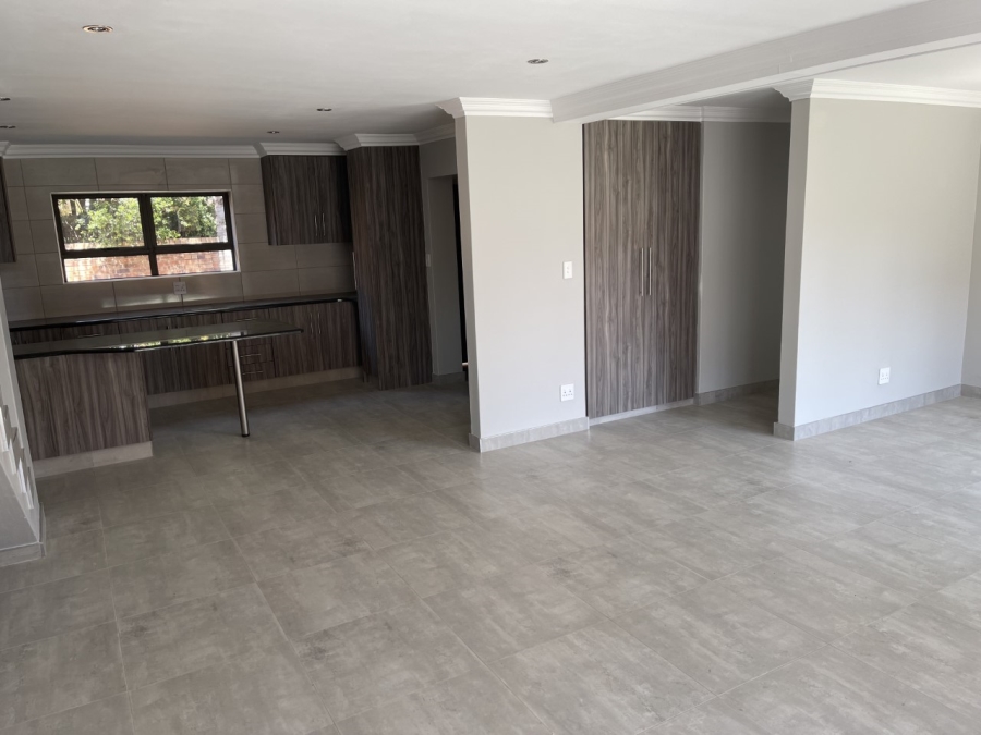 3 Bedroom Property for Sale in Willow Acres Ext 10 Gauteng