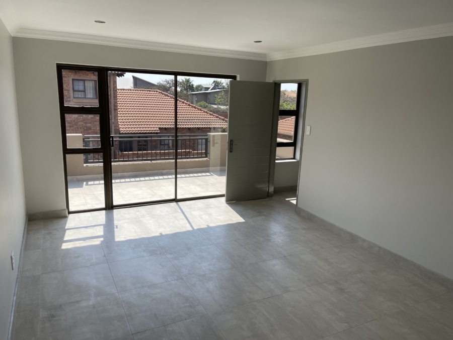 3 Bedroom Property for Sale in Willow Acres Ext 10 Gauteng