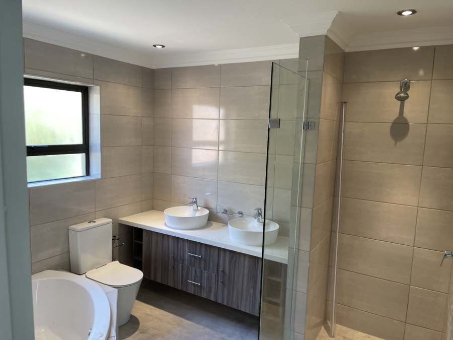 3 Bedroom Property for Sale in Willow Acres Ext 10 Gauteng