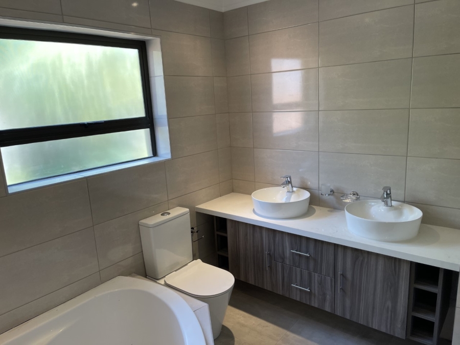 3 Bedroom Property for Sale in Willow Acres Ext 10 Gauteng