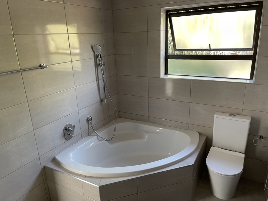 3 Bedroom Property for Sale in Willow Acres Ext 10 Gauteng