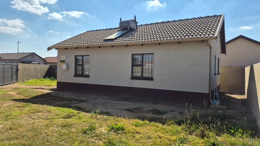 3 Bedroom Property for Sale in Windmill Park Gauteng