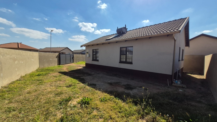 3 Bedroom Property for Sale in Windmill Park Gauteng