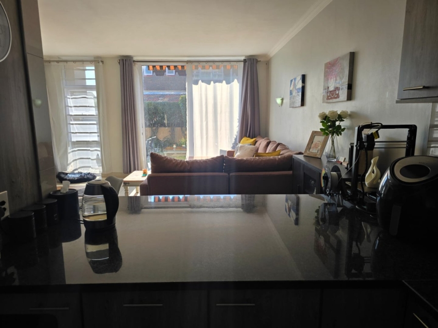 2 Bedroom Property for Sale in Dayanglen Gauteng